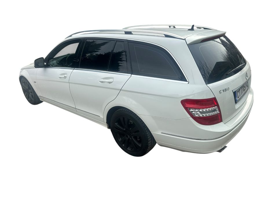 Мерцедес Mercedes C180 ТОП BRC Газ Автоматик Каско Avantgarde Климатро