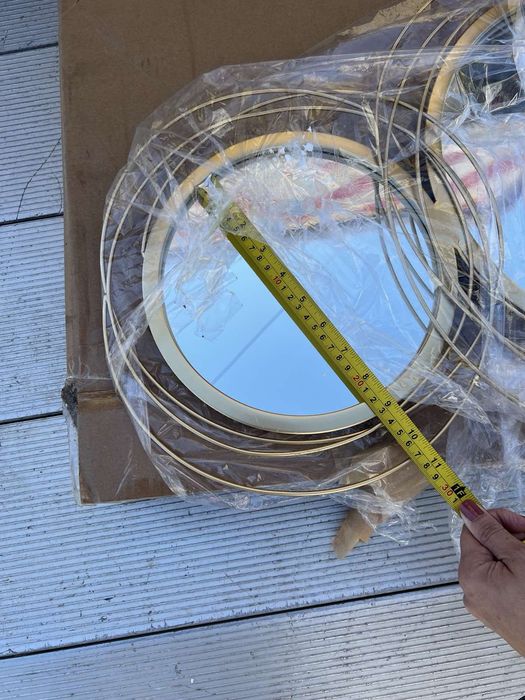 Ново огледало за стена