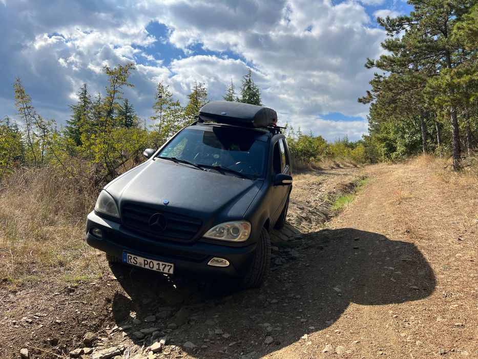 Продавам кутия за колА