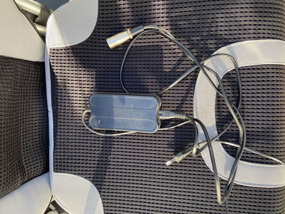 Vand scaun electric pliabil luat acum un an de zile