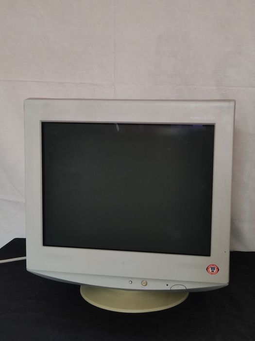 Мониторы ЭЛТ (CRT)