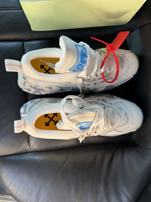 Adidasi Off white odsy