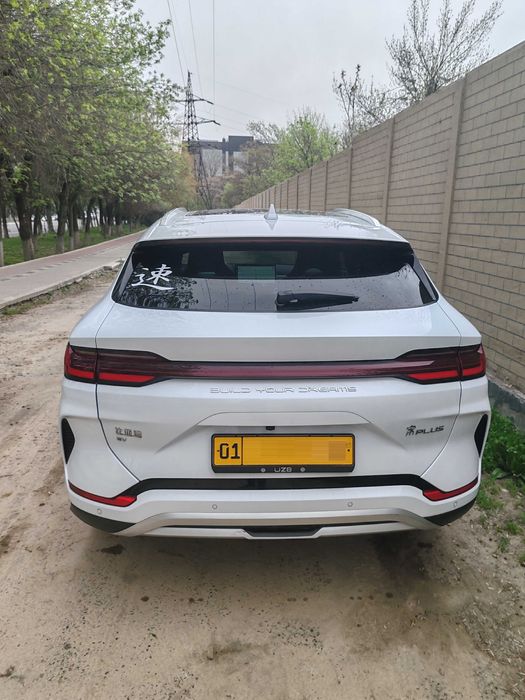 BYD Song Plus Chempion EV 605 km, пробег 17300