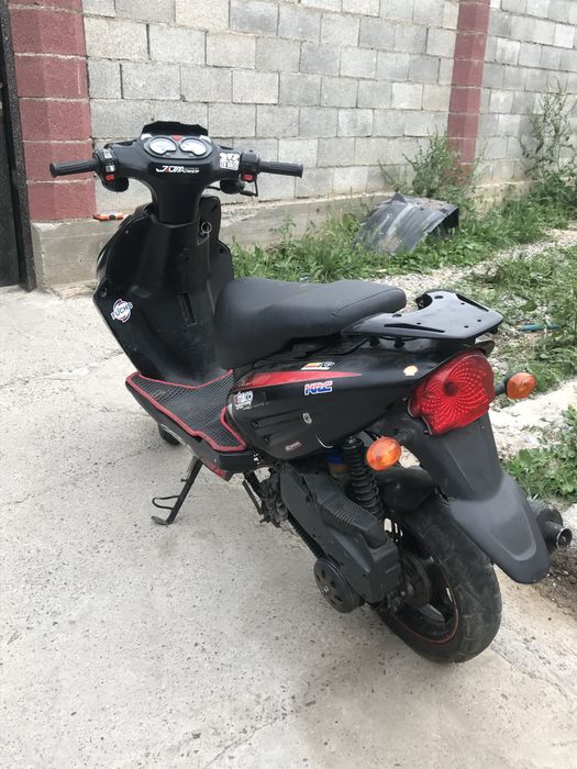 Продам скутер RU8
