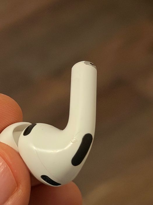 AirPods Pro 3 в гаранция