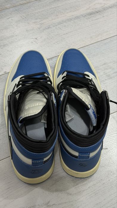 Кроссовки Nike, новые.