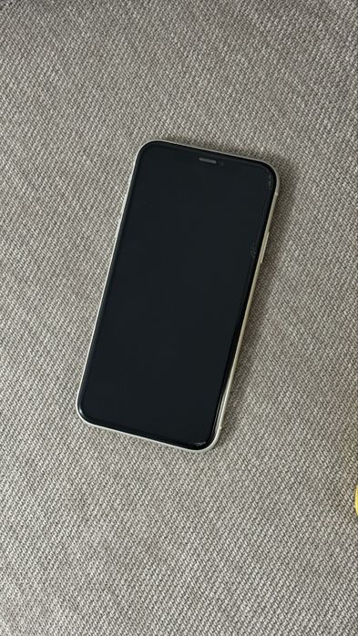 Продам iPhone 11 за 100.000тг