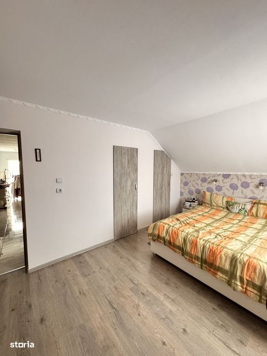 Vilă spațioasă cu 6 camere – Cartierul Viena, Oradea