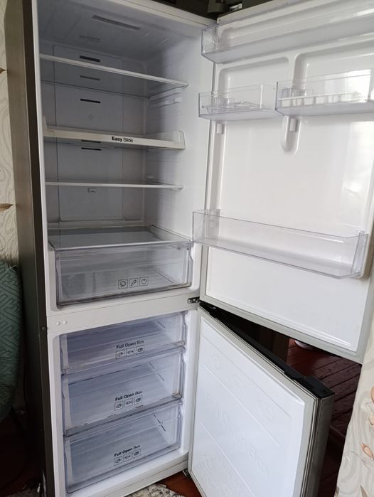Продам холодильник samsung