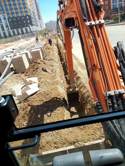 Аренда мини-экскаватора, услуги миника гидромолотом