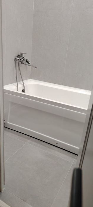 Кафель, сантехника