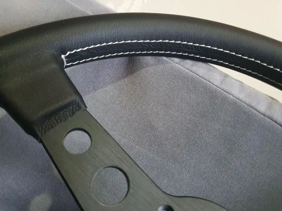 Volan momo sport nou