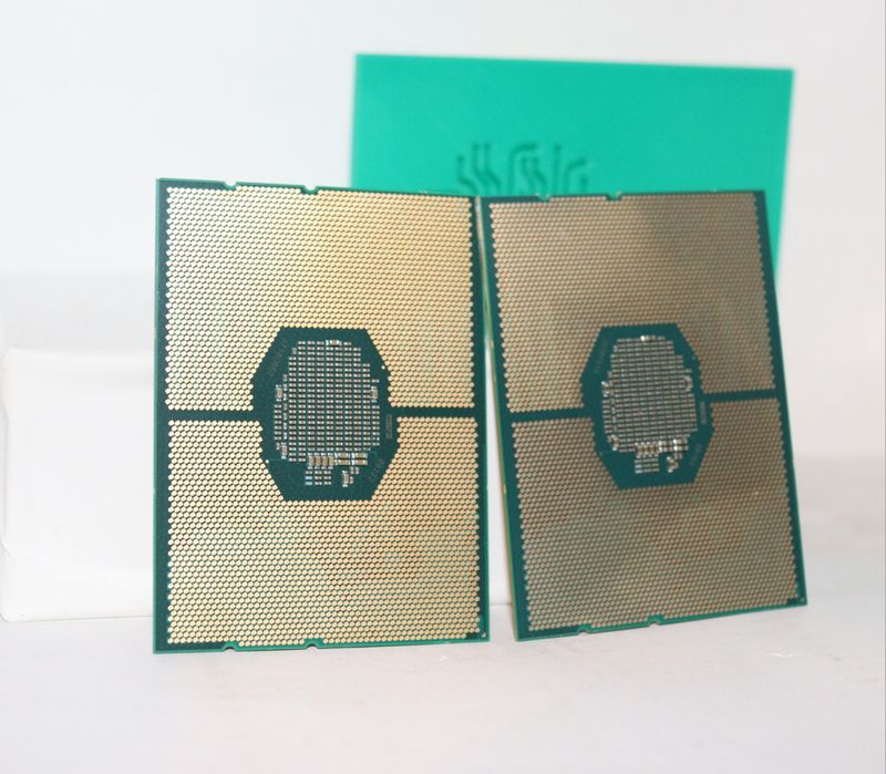 2 x Procesor Intel Xeon Silver 4108 8C/16T 1.8/3.0GHz 85W LGA3647