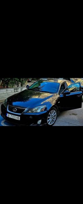 Lexus i 220 отличен
