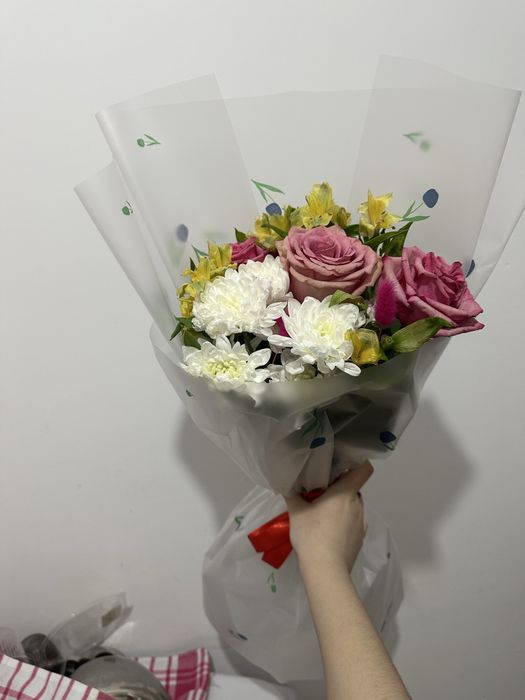 цветы от 10-15к,с доставкой