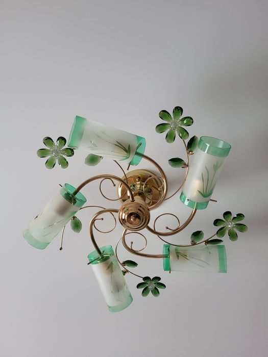 Люстра. Новая. Торг