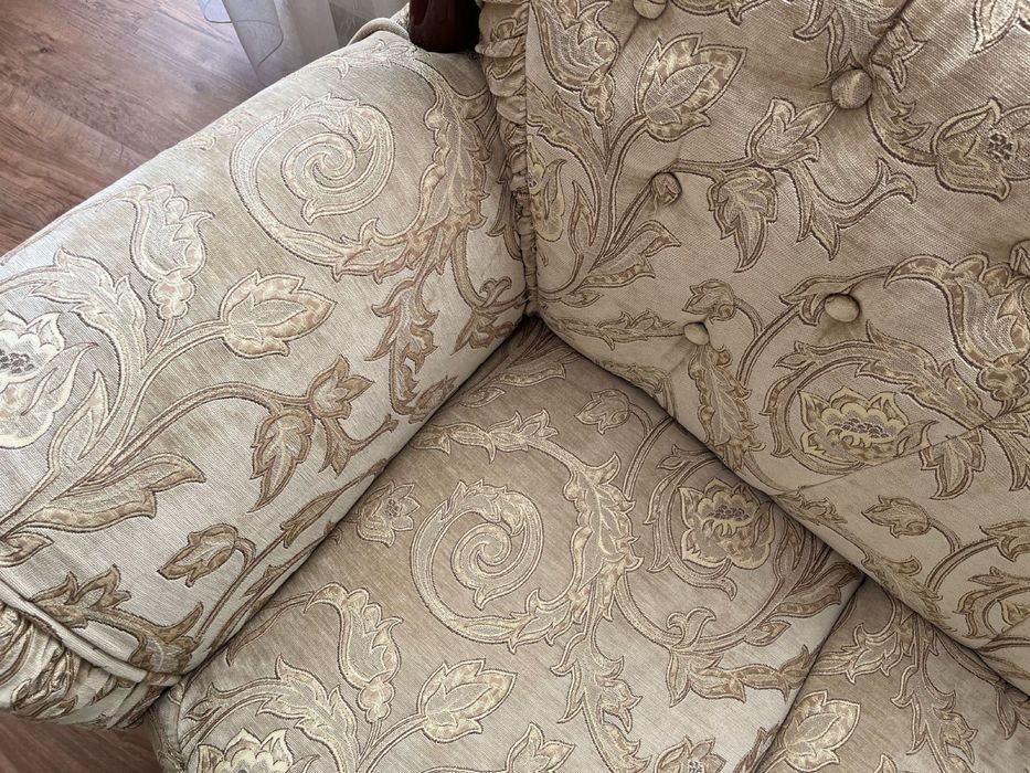 Продам диваны , 3+2