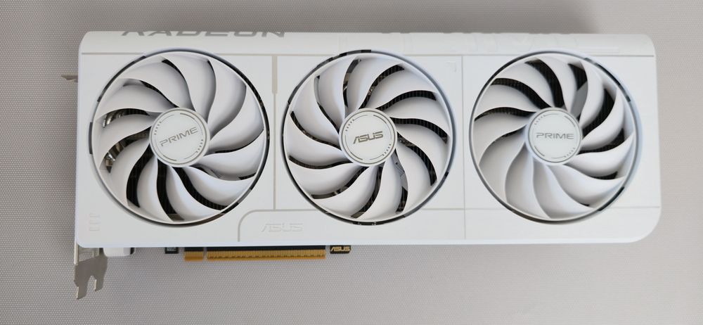 Видео карта Asus Prime RX 9070 XT White Edition, 16GB GDDR6 AMD Radeon