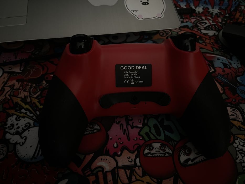 Vand controler ps4 merge si pe alte dipozitive