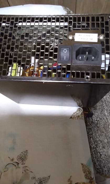 Блок питания Huntkey 550w