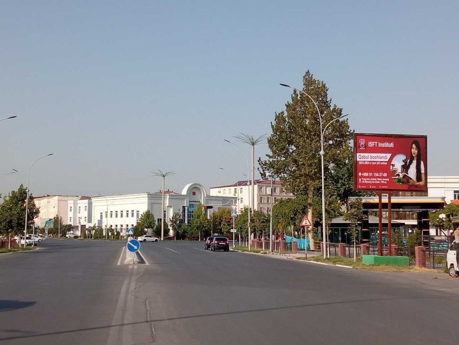 Andijon shaxri boyicha bannerlarda reklama xizmatlari.