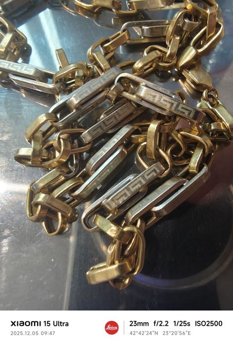 Продавам златни обеци 14к