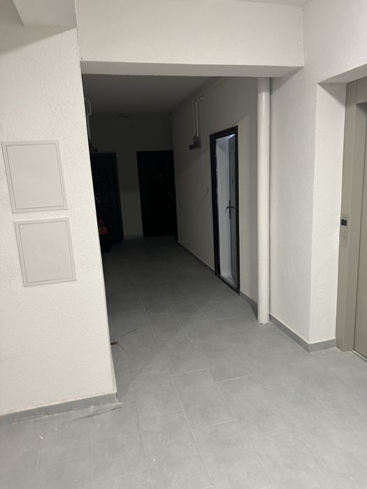 Direct proprietar- Vand urgent ap. 3 camere etaj 3- Rm.  Valcea