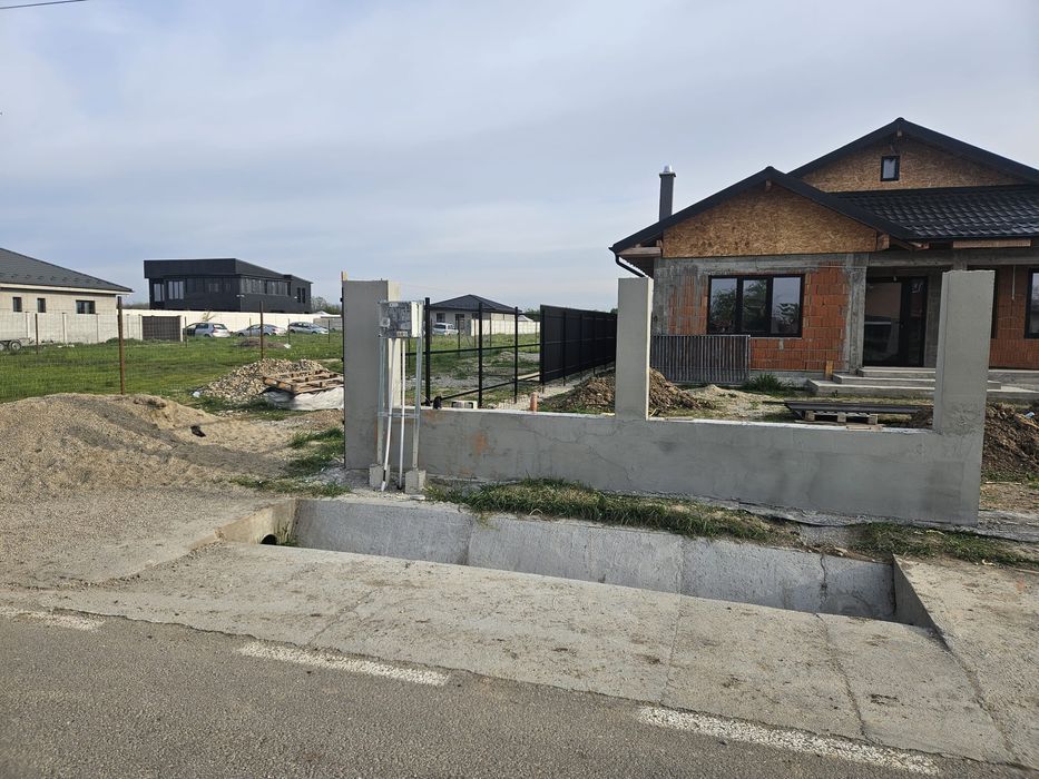 Teren de vanzare