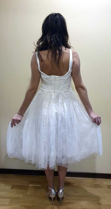 Rochie alba Mademoiselle, cu dantela si perle
