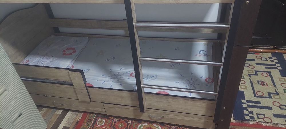 Продаётся двухместный детский кровать