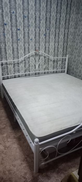 Кровать двухсаальная 180×200см, железная, кованная, ортопедическая