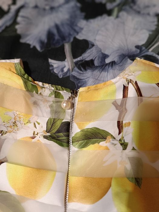 Детска рокля 140см.за 10г.момиче.