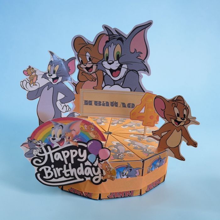 Картонена торта (готова с почерпка)