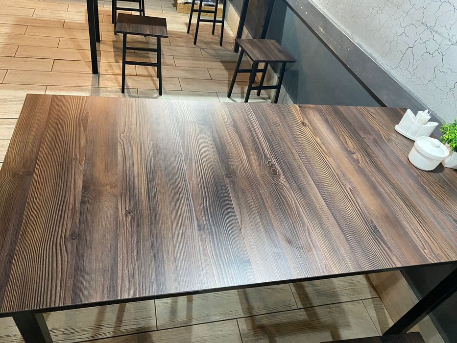 Продам столы стулья