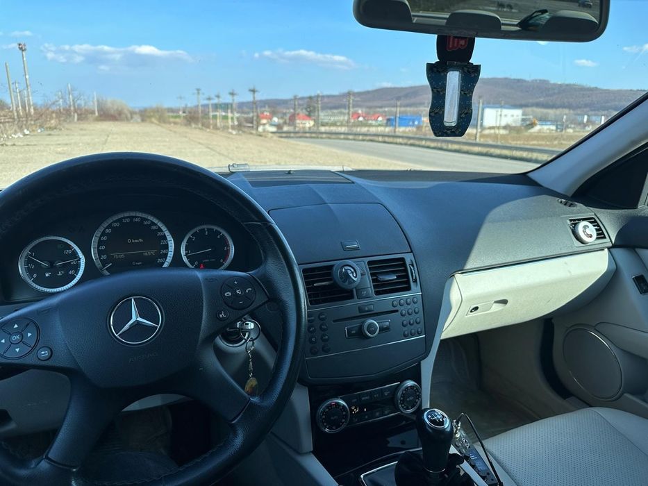 Mercedes c200 an 2010