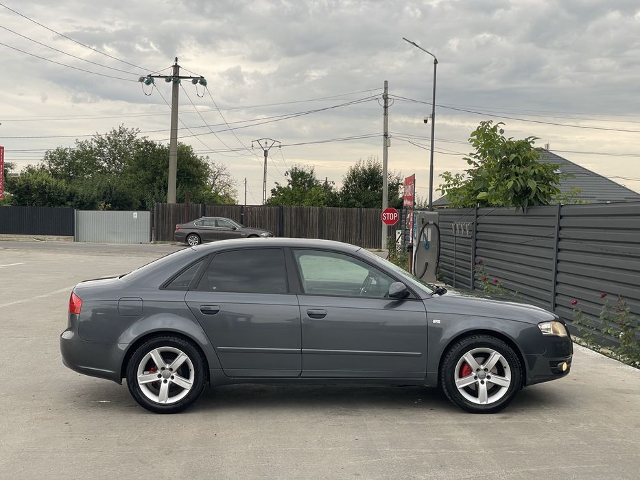 Audi A4 B7.