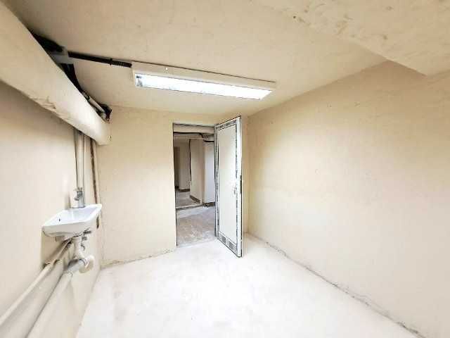 Дава се под наем Магазин в София, Център - 126 кв.м за 1200 € - Снимка #6
