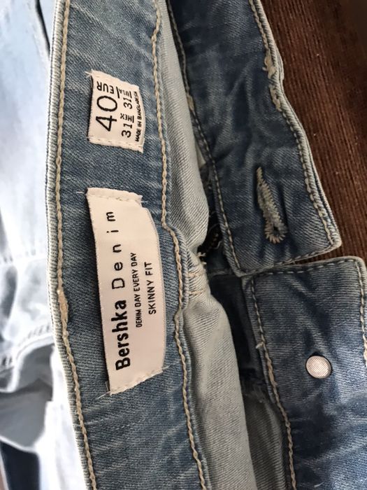 Pantaloni scurți Bershka