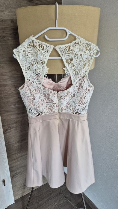 Rochie Lipsy London, purtata 1 data