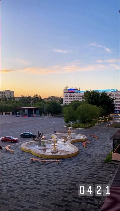 СДАЮ 1 комнатную квартиру ПОСУТОЧНО