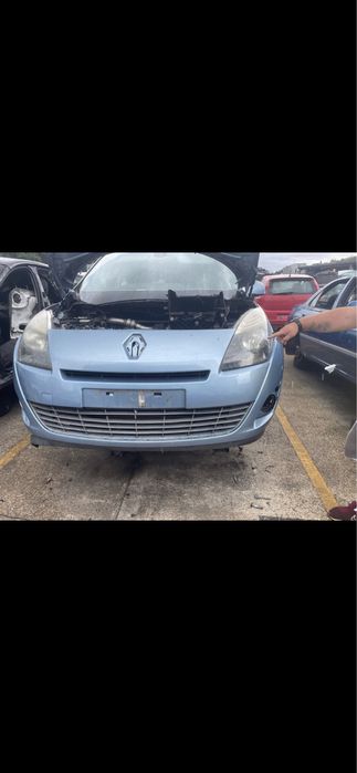 Dezmembrari Renault Grand Scenic 3 1.5 dci -1.9 dCi-2.0 dci 2009-2013