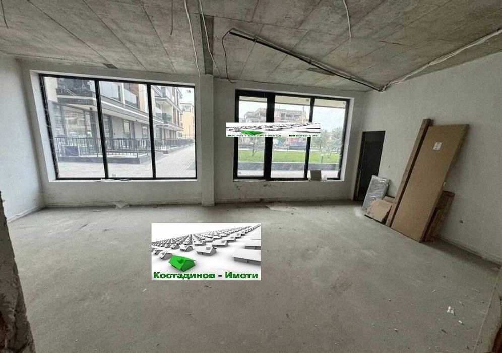 Дава се под наем Магазин в Пловдив, Христо Смирненски - 280 кв.м за 2754 € - Снимка #1