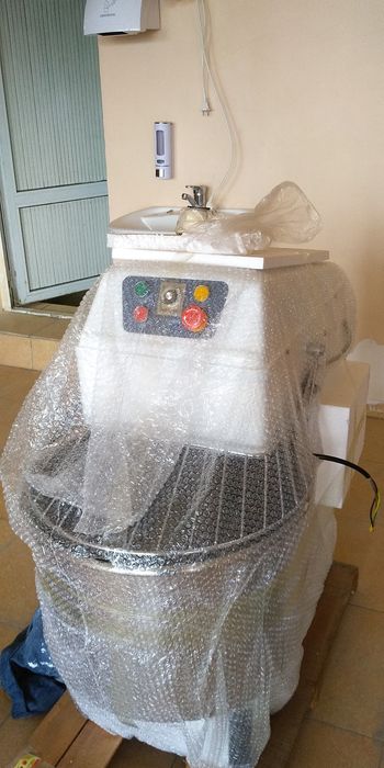 Пекарний аппаратлари комплект сотилади