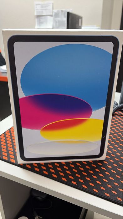 Продам ipad A16 blue новый запечатанный 6/128