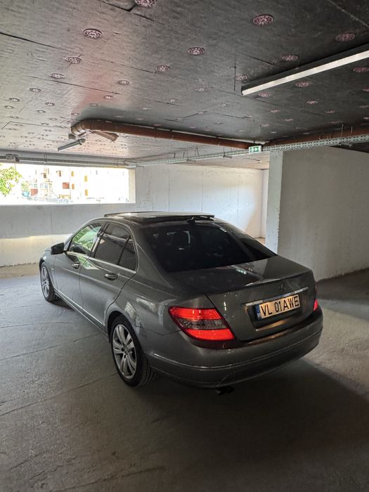 MERCEDES-BENZ C-Class 2010 — imagine 4