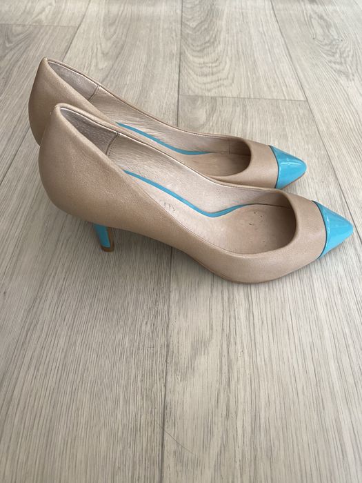 Продам коженные туфли лодочки