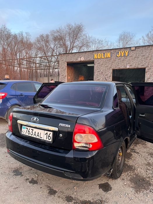 Приора 1 сатамын.