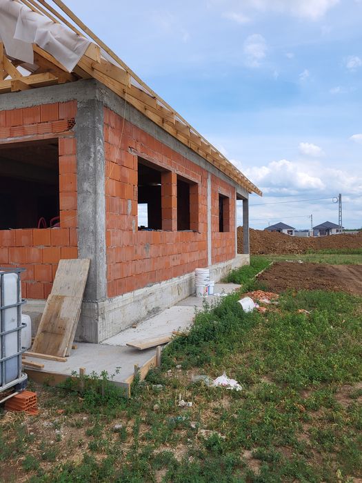 Casa pe parter -80 mp utili - Predare la alb