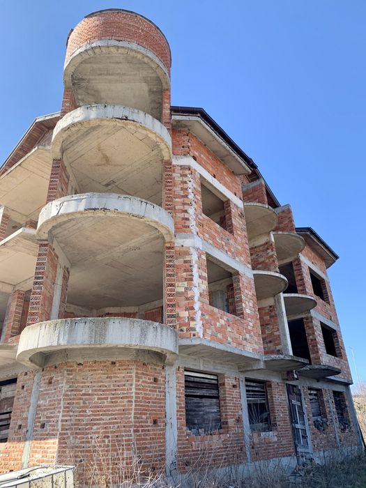 Продава се Къща в Бургас, Сарафово - 670 кв.м за 329 €/кв.м - Снимка #3