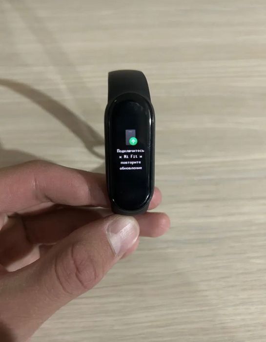 Mi band 5  holati zur